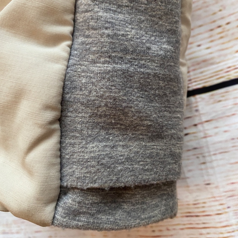 Lululemon Down Spring Coat – Women’s – Neutral Color – Lightweight & Warm - XS - Picture 5 of 11